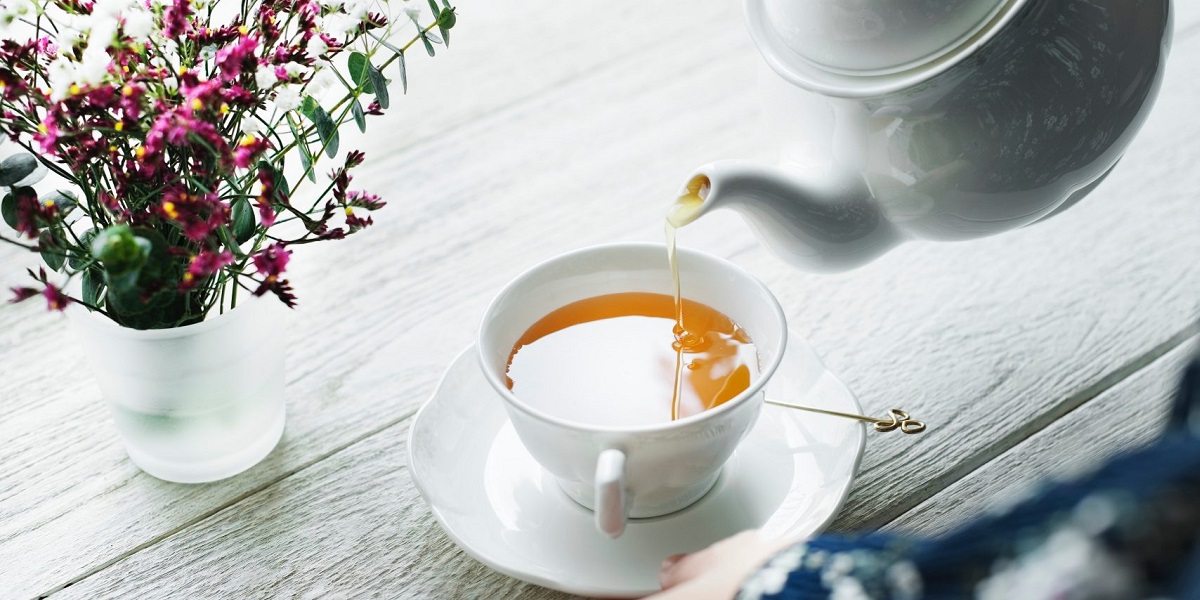 Ceainic cu infuzor Quasar&Co., 550 ml, Ø8 x h12 cm, recipient pentru ceai/cafea, transparent